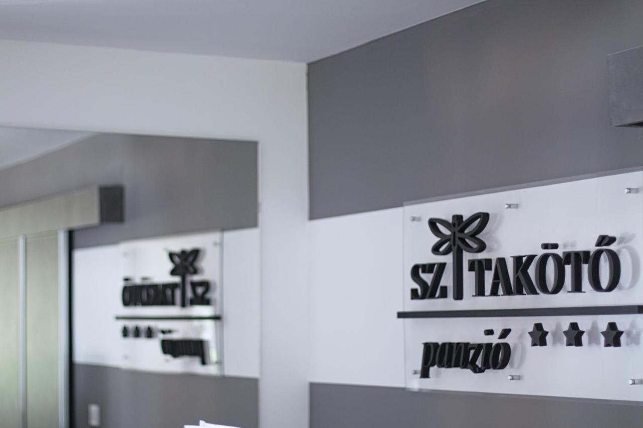 Szitakoeto Panzio Hotel Tiszafüred Buitenkant foto